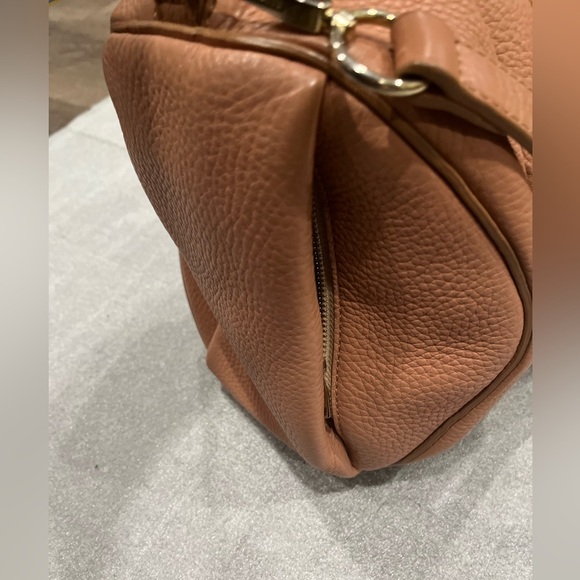 ALEXANDER WANG Soft Pebbled Lambskin Rocco Tan Pale Shoulder Handbag Gold Accent - Picture 5 of 13